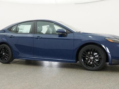 New 2026 Toyota Camry SE image 28