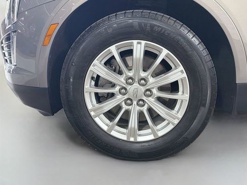 Used 2018 Cadillac XT5 FWD image 29