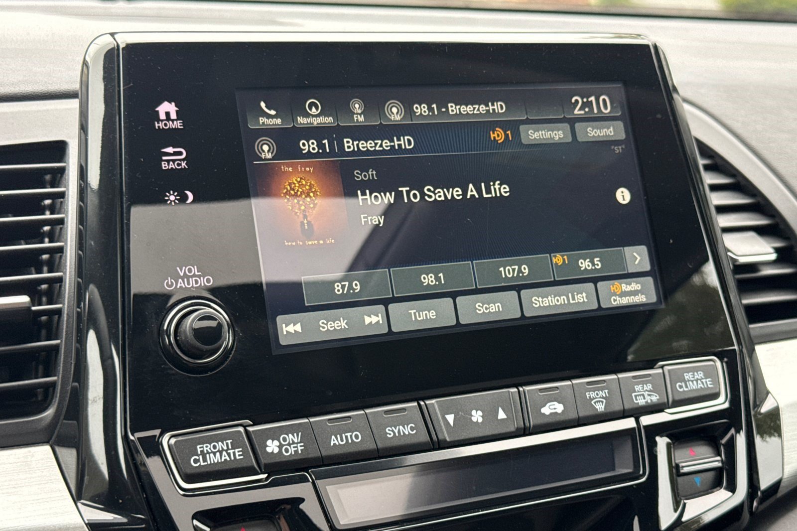Used 2018 Honda Odyssey EX-L image 25