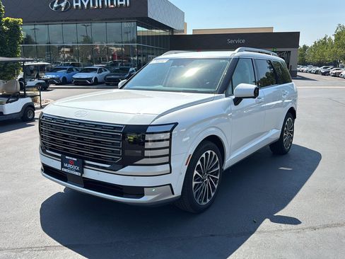 Certified 2026 Hyundai Palisade Calligraphy AWD/4WD image 12