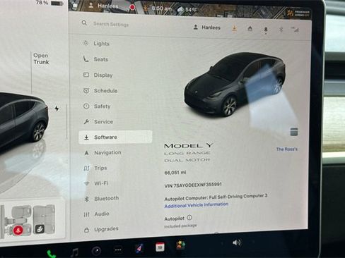 Used 2022 Tesla Model Y Long Range image 3