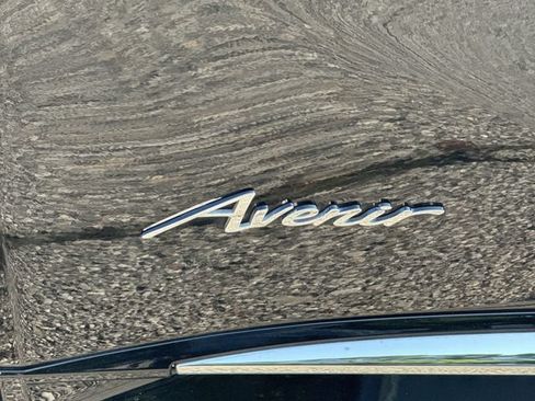 Used 2023 Buick Envision Avenir FWD image 33