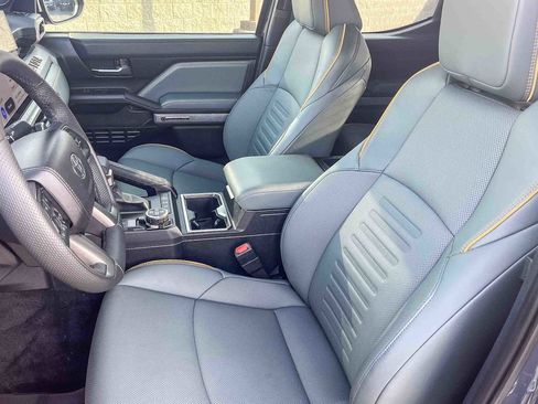 Used 2025 Toyota Tacoma Trailhunter Hybrid Double Cab image 16