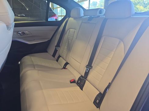 Used 2020 BMW 330i Sedan w/ Convenience Package RWD image 15