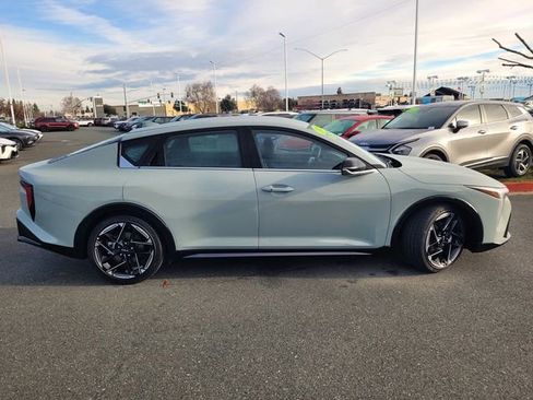 Used 2025 Kia K4 GT-Line image 3