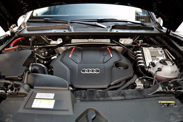 Used 2024 Audi SQ5 Premium AWD/4WD image 29