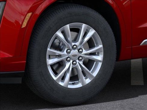 New 2025 Cadillac XT6 Luxury image 9