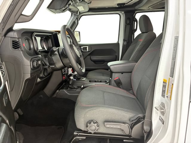 Used 2026 Jeep Gladiator Rubicon w/ Steel Power Dome Hood Package AWD/4WD image 12