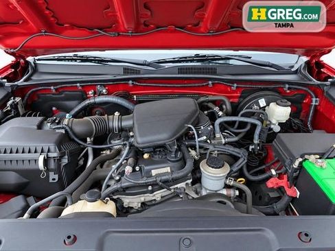 Used 2020 Toyota Tacoma SR w/ SR Convenience Package RWD image 17