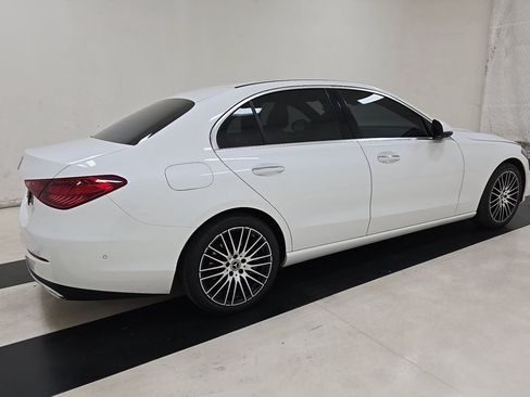 Used 2023 Mercedes-Benz C 300 Sedan image 2