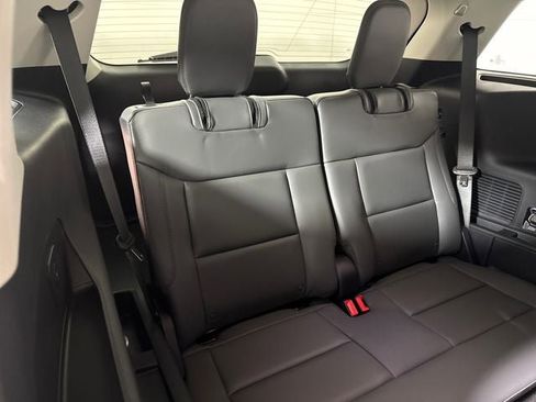 New 2026 Ford Explorer Active image 17