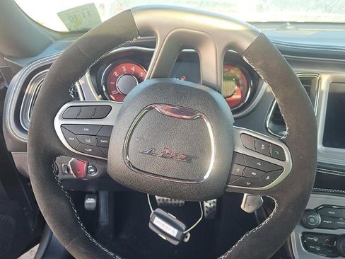 Used 2023 Dodge Challenger SRT Hellcat w/ Driver Convenience Group image 9