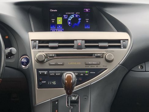 Used 2013 Lexus RX 450h AWD image 31