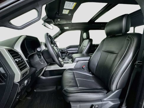 Used 2020 Ford F150 Lariat w/ Equipment Group 502A Luxury AWD/4WD image 12