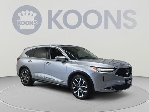 Used 2023 Acura MDX SH-AWD w/ Technology Package image 2