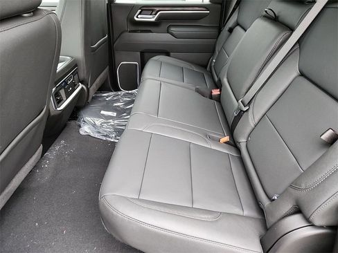 New 2025 GMC Sierra 2500 SLT w/ SLT Premium Package image 20