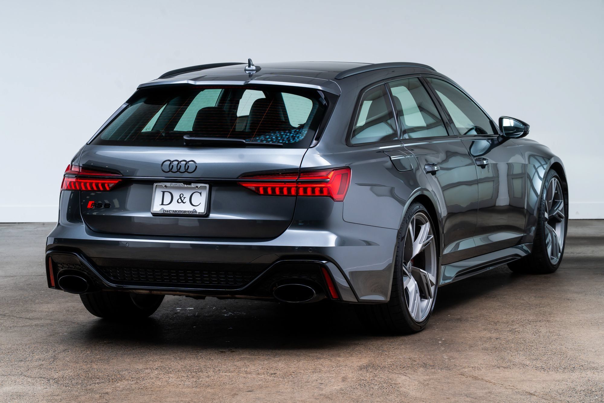 Used 2021 Audi RS 6 AWD/4WD image 6