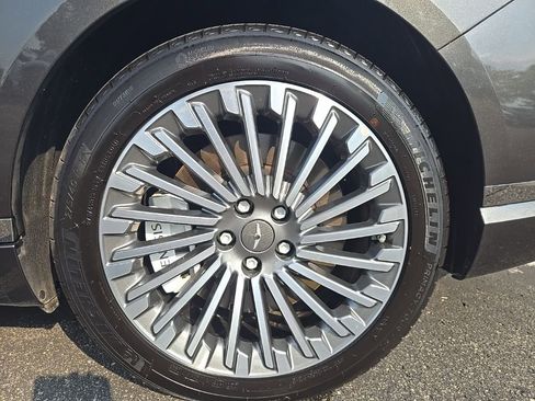 Used 2024 Genesis G80 Advanced image 14