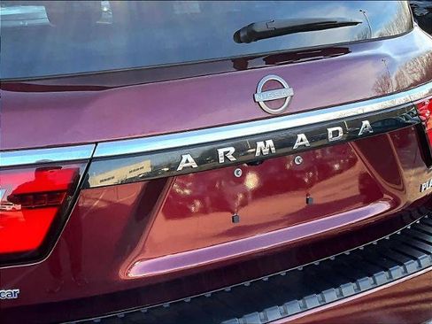 Certified 2022 Nissan Armada Platinum w/ Captain's Chairs Package image 29