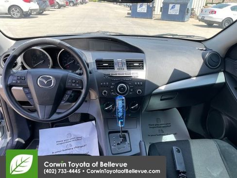 Used 2013 MAZDA MAZDA3 i Sport FWD image 20