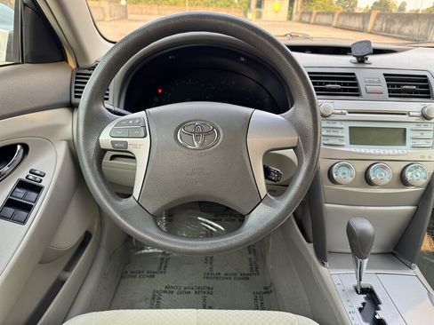 Used 2008 Toyota Camry LE FWD image 18