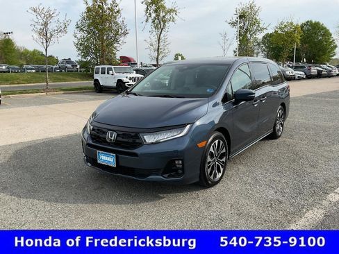 Used 2026 Honda Odyssey Elite image 2