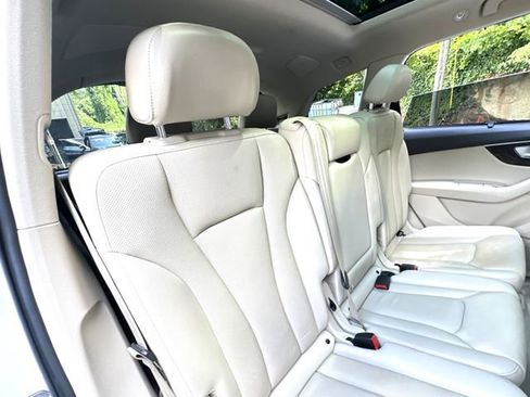 Used 2018 Audi Q7 3.0T Prestige image 44