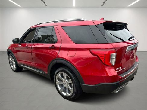 Used 2020 Ford Explorer Platinum w/ Premium Technology Package AWD/4WD image 2