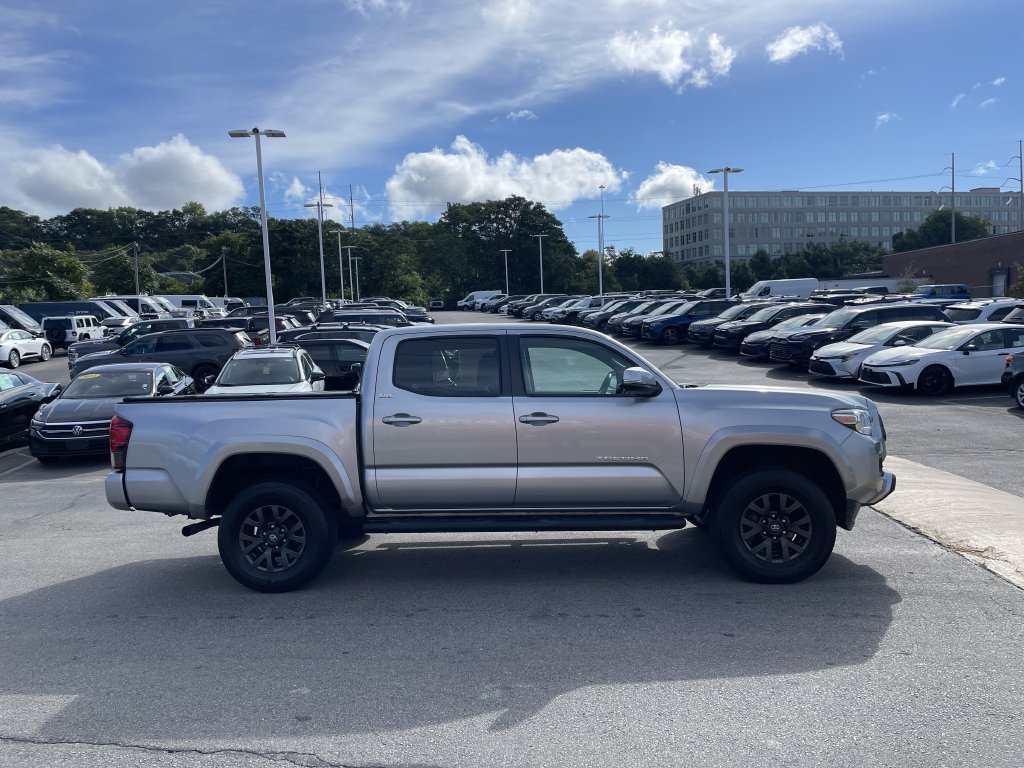 Used 2023 Toyota Tacoma SR5 w/ Technology Package AWD/4WD image 7