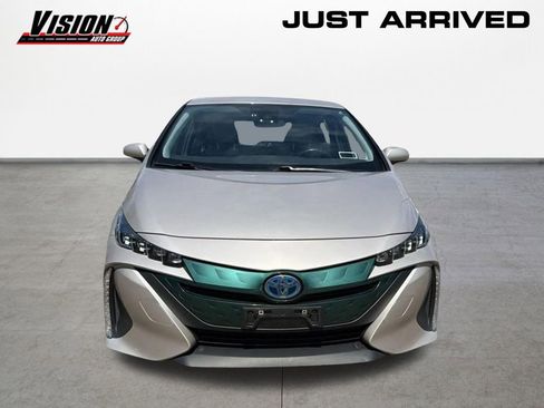 Used 2017 Toyota Prius Prime Plus FWD image 2
