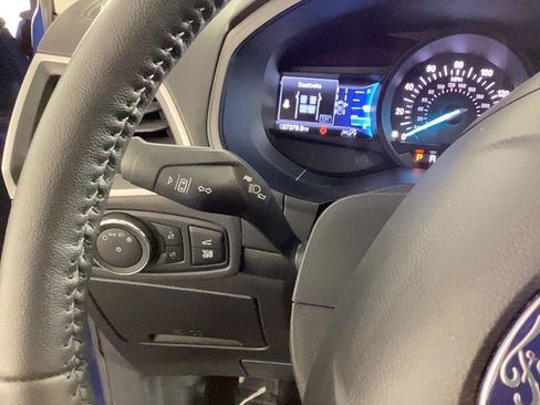 Used 2022 Ford Edge SEL w/ Convenience Package image 22