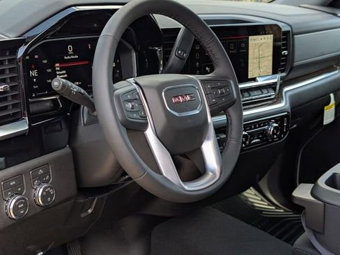 New 2026 GMC Sierra 1500 SLE image 13