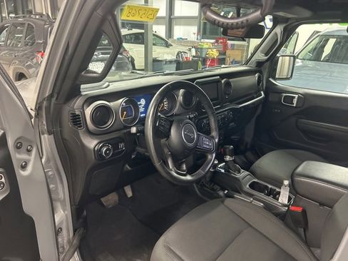 Used 2023 Jeep Wrangler Sport S image 14