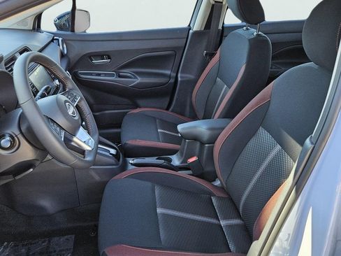 New 2025 Nissan Versa SR w/ Trunk Package image 10