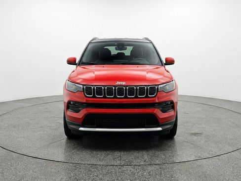 Used 2025 Jeep Compass Limited image 2