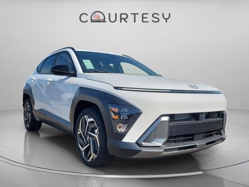 New 2026 Hyundai Kona SEL Premium image 4