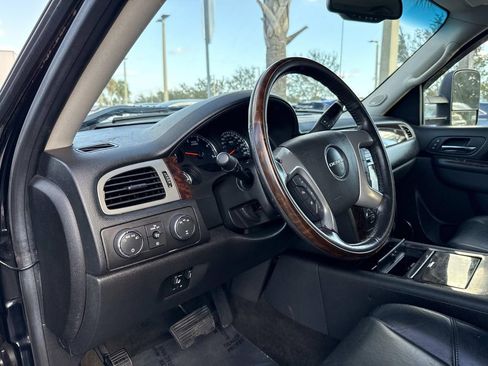 Used 2014 GMC Sierra 3500 Denali image 24