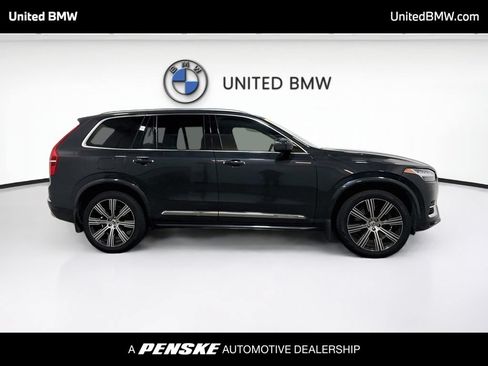 Used 2022 Volvo XC90 T8 Inscription w/ Lounge Package AWD/4WD image 4