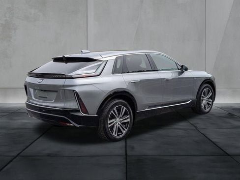New 2026 Cadillac Lyriq Luxury RWD image 3