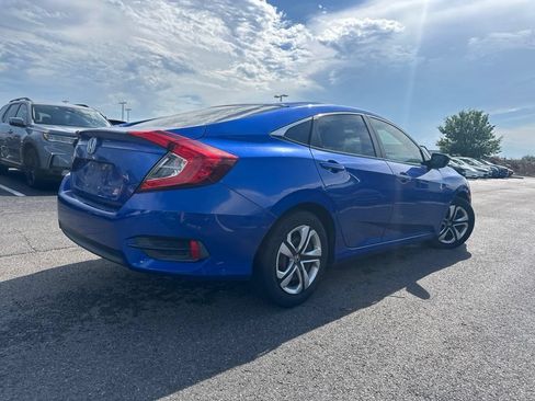 Used 2018 Honda Civic LX image 9