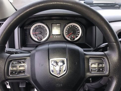 Used 2018 RAM 2500 Tradesman image 14