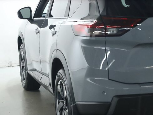 Certified 2026 Nissan Rogue SV w/ Cold Weather Package AWD/4WD image 41