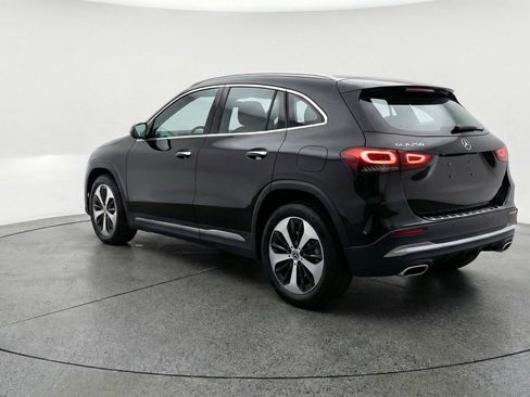 Used 2025 Mercedes-Benz GLA 250 image 6
