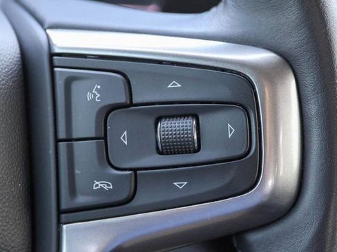 Used 2022 Chevrolet Silverado 1500 LTZ w/ LTZ Convenience Package II RWD image 31