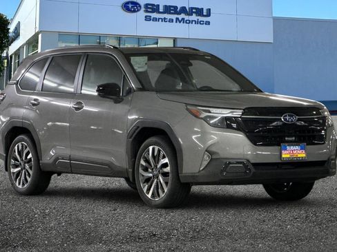 New 2025 Subaru Forester Touring image 2