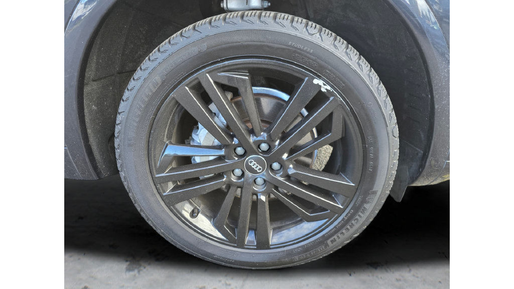 Used 2020 Audi Q5 Prestige AWD/4WD image 39