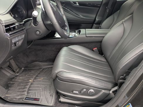 Used 2023 Genesis G80 2.5T RWD image 12
