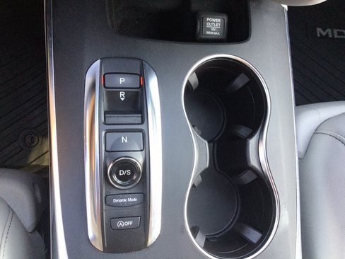 Used 2020 Acura MDX SH-AWD w/ Technology Package image 39