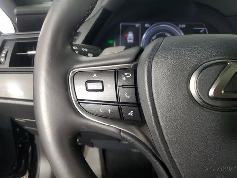 Used 2022 Lexus ES 300h w/ Premium Package image 26