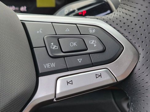 New 2026 Volkswagen Tiguan SEL R-Line AWD/4WD image 28